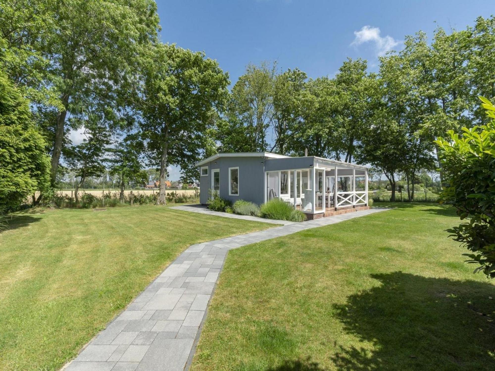 Modern Holiday Home With Large Garden Sint Maartensvlotbrug Екстериор снимка