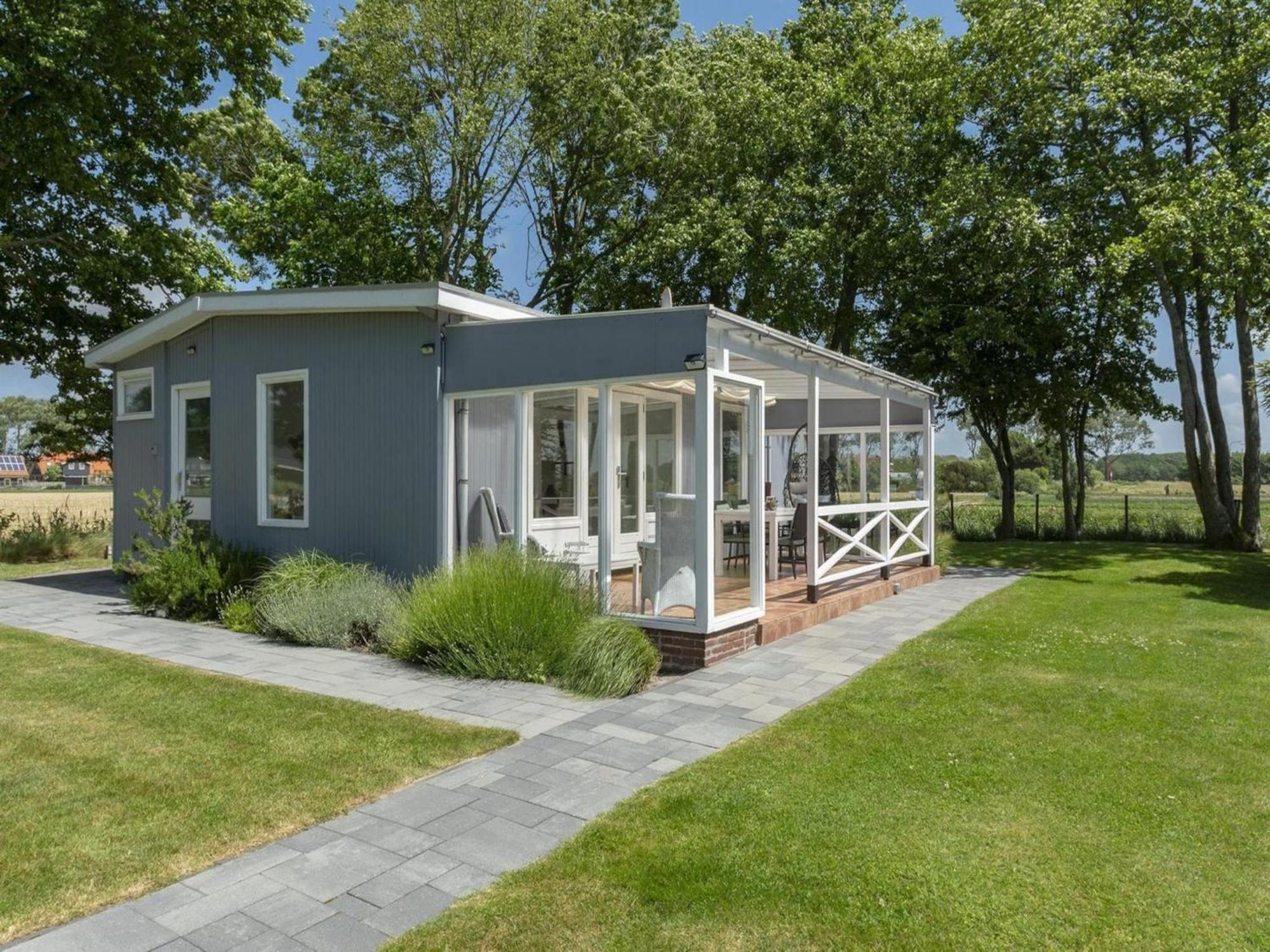 Modern Holiday Home With Large Garden Sint Maartensvlotbrug Екстериор снимка